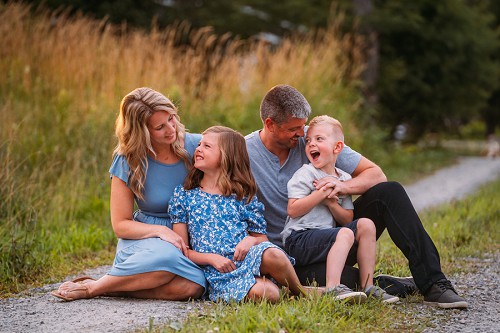 kids laughing with parents