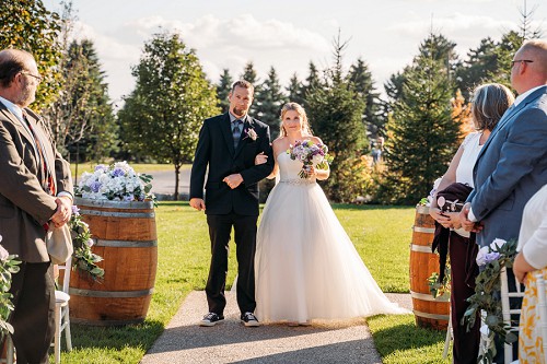 bride walking down isle