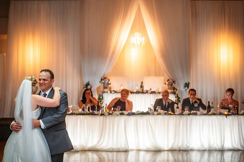 bride and groom first dance