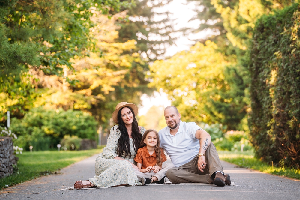 Botanical Gardens Family portraits Niagara Falls