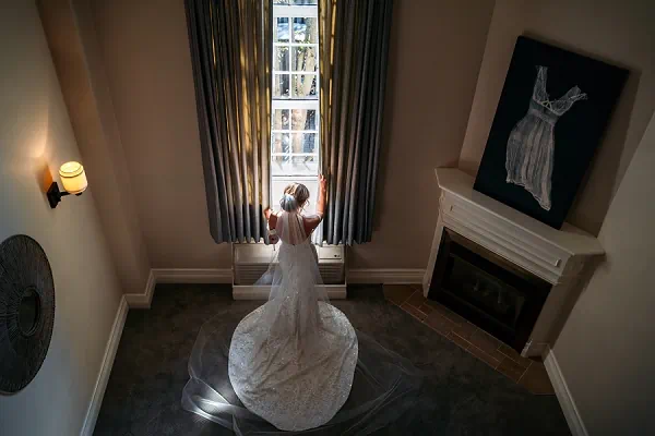 bride getting ready in bridal suite at Inn on the Twenty