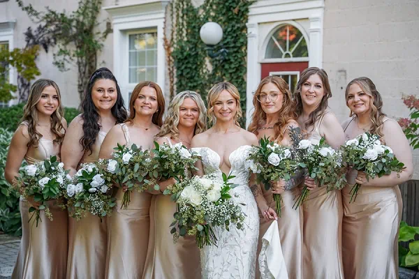 Bride with bridesmaids at Inn on the Twenty