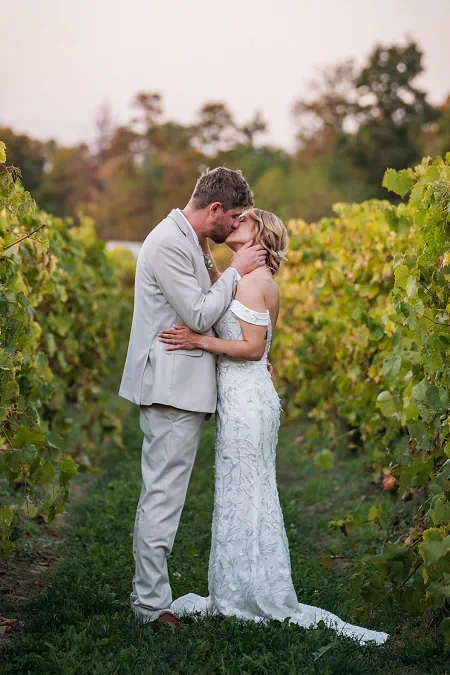 sue ann staff estate winery wedding photography 