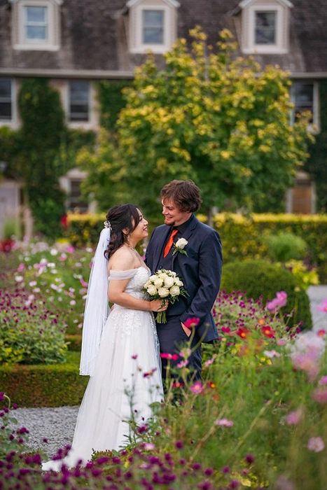 wedding at botanical gardens in niagara falls