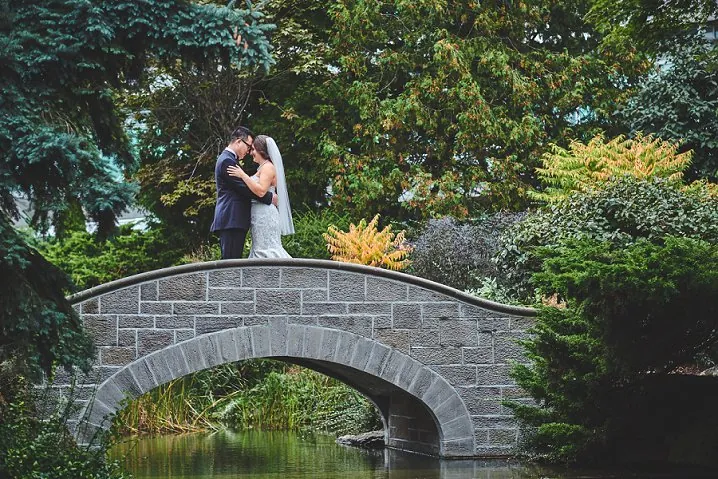 oaks garden theatre elopement on the bridge