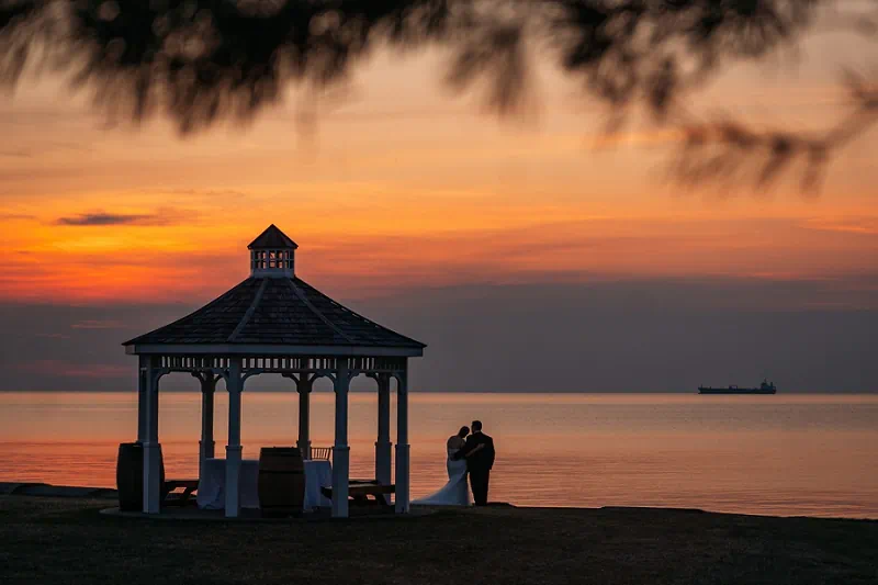 Konzelmann winery sunset wedding silhouette